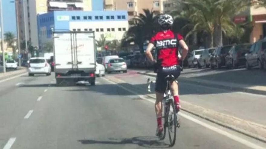 Los vecinos de La Manga piden mejoras para la zona y el carril bici de la Gran Vía