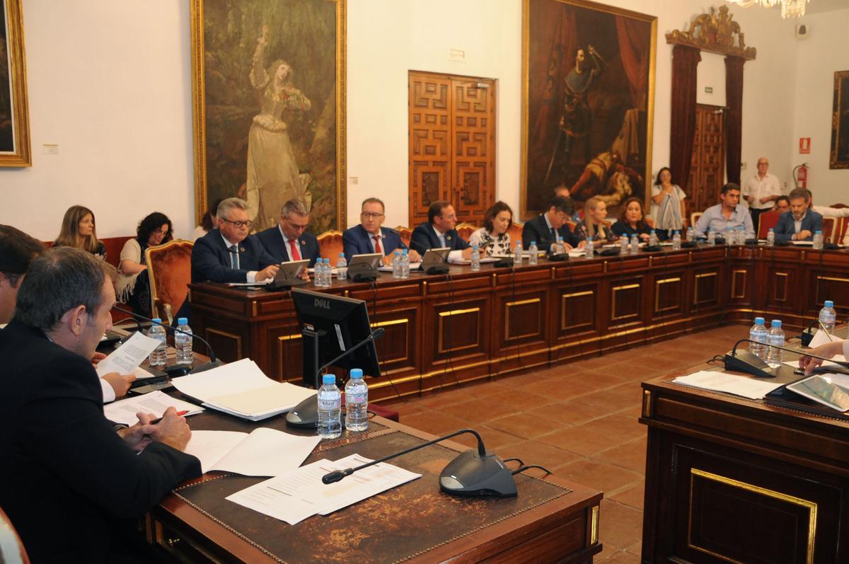 Pleno de la Diputación de Córdoba en el actual mandato.
