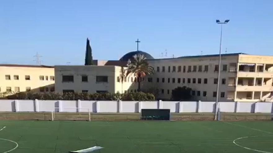 Derrumbe de la techumbre de los campos de la federación de Badajoz