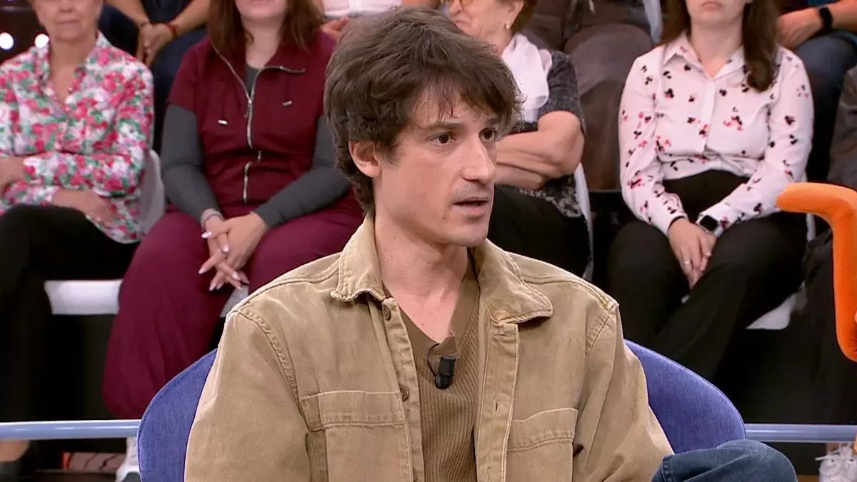 Marcos Franz, actor de 'Merlí', revela en 'Y ahora Sonsoles' que pensó en quitarse la vida por una amistad tóxica: "Me llegué a plantear el suicidio"