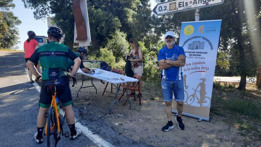 Mou-te en Bici ja té 700 firmes pel tancament temporal dels Àngels