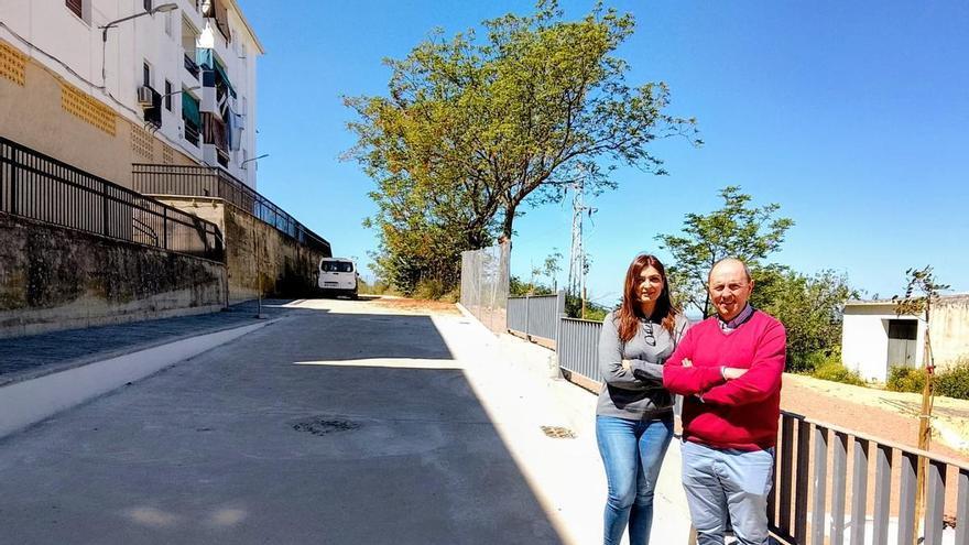 Cerro Crespo de Aguilar de la Frontera estrena un nuevo acceso tras finalizar las obras de reurbanización