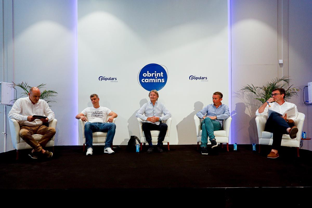 Conferencia Política Obrint Camins en Ibiza