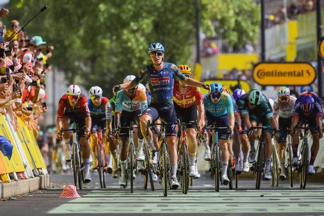 Un esprint endiablado y elegante resuelve el Tour en Burdeos