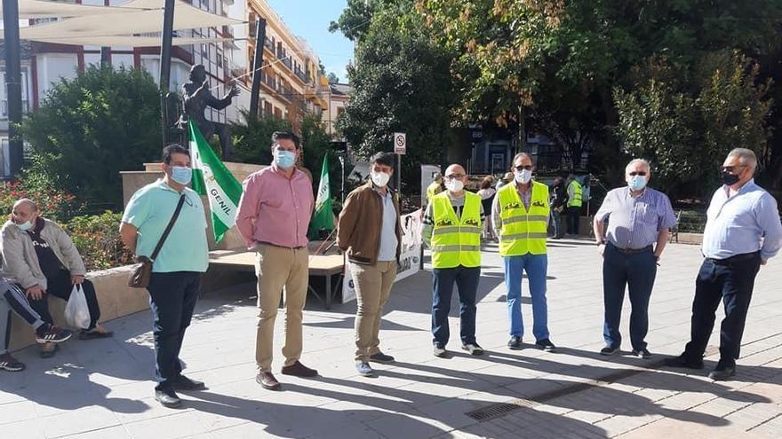 La Plataforma Ciudadana de Puente Genil homenajea a los mayores fallecidos en la pandemia