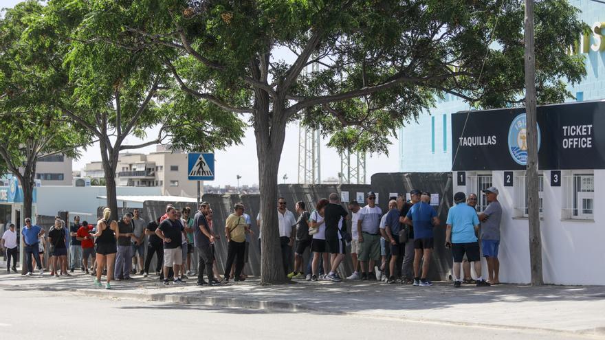 La UD Ibiza se acerca a su objetivo: ya supera la cifra de 3.000 abonados