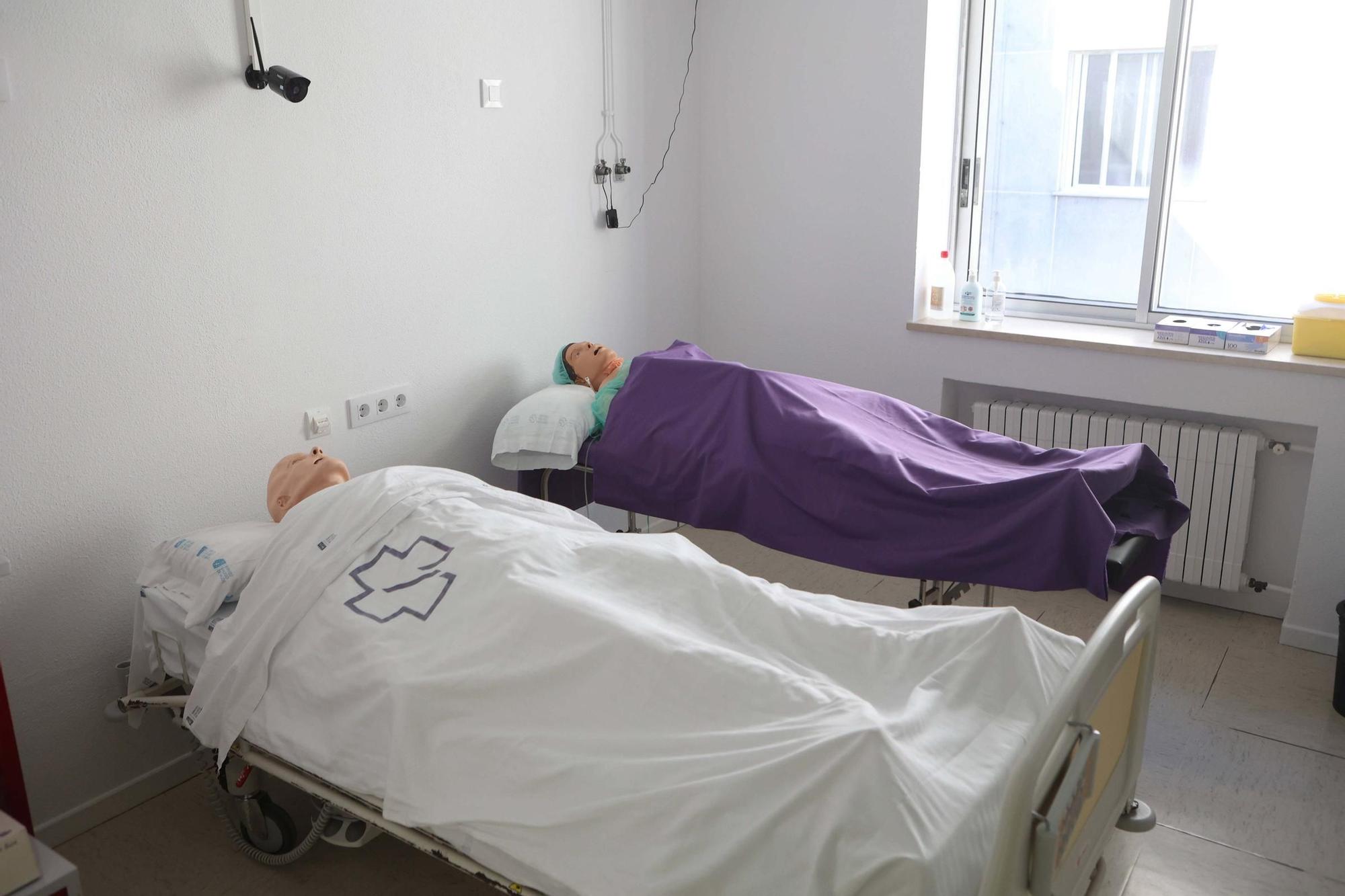 El conselleiro de Sanidade visita el Instituto de Investigación Biomédica de A Coruña