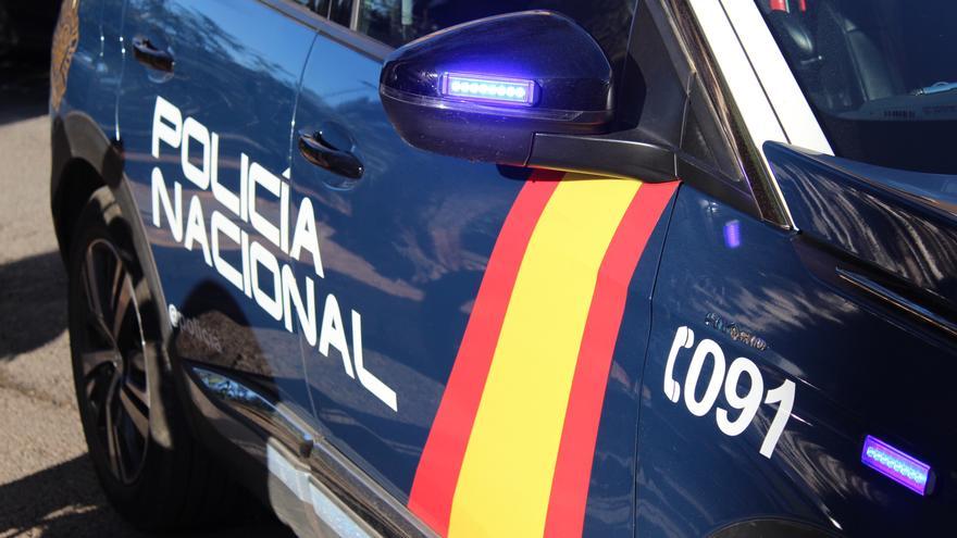 La Policía salva la vida a una mujer que se había autolesionado en un hotel de València