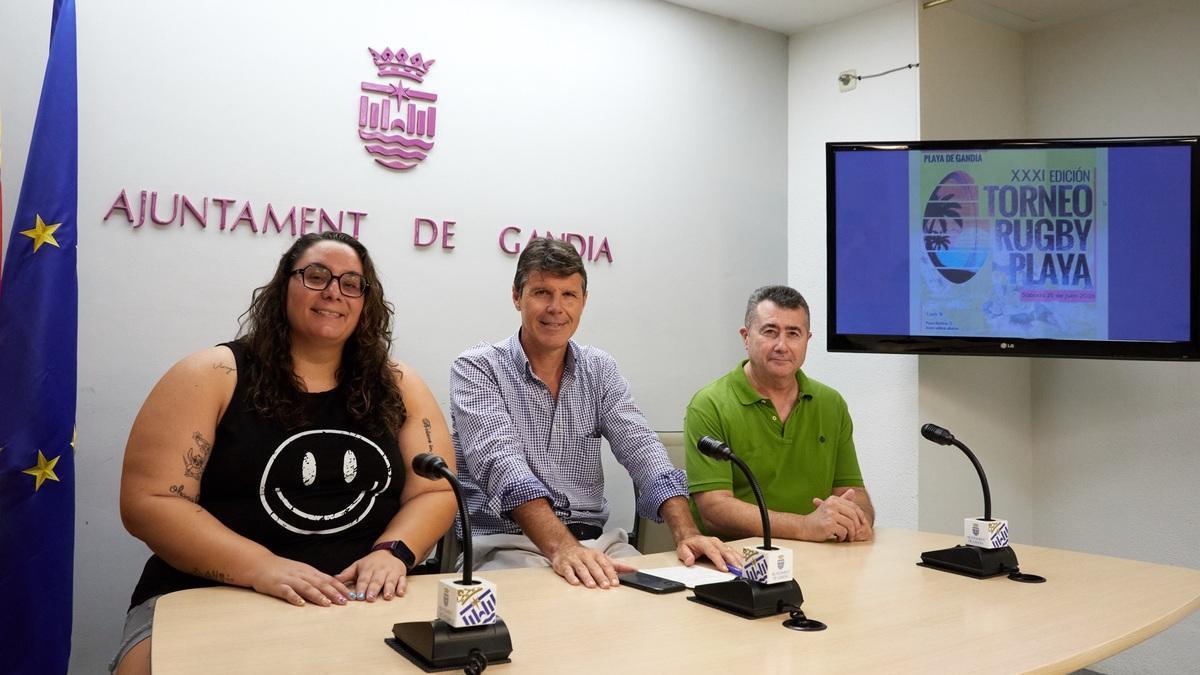 La presentación del torneo de rugby a siete que se juega en la playa de Gandia