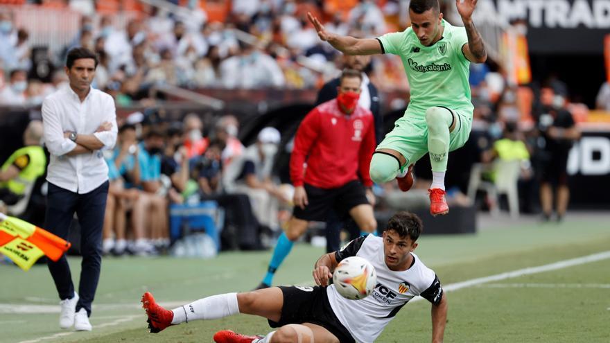 1-1: El Valencia rescata un punto con diez en la prolongación