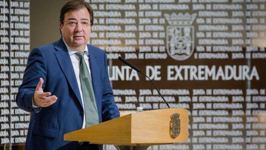 Fernández Vara: &quot;Hay que ponerse la camiseta de España&quot;