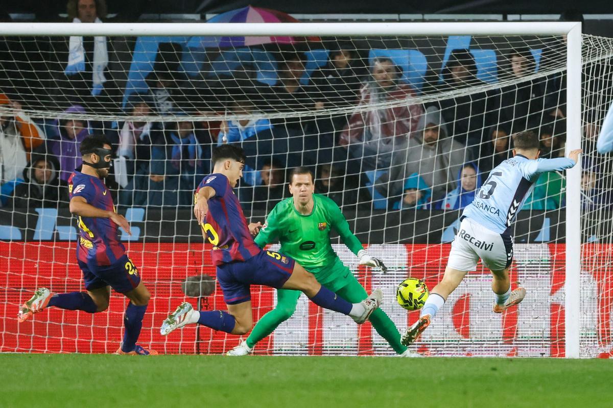 Sergio Carreira batió a Tek