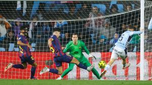 Sergio Carreira batió a Tek