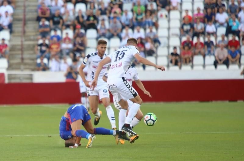 Partido entre el Albacete y el Real Oviedo