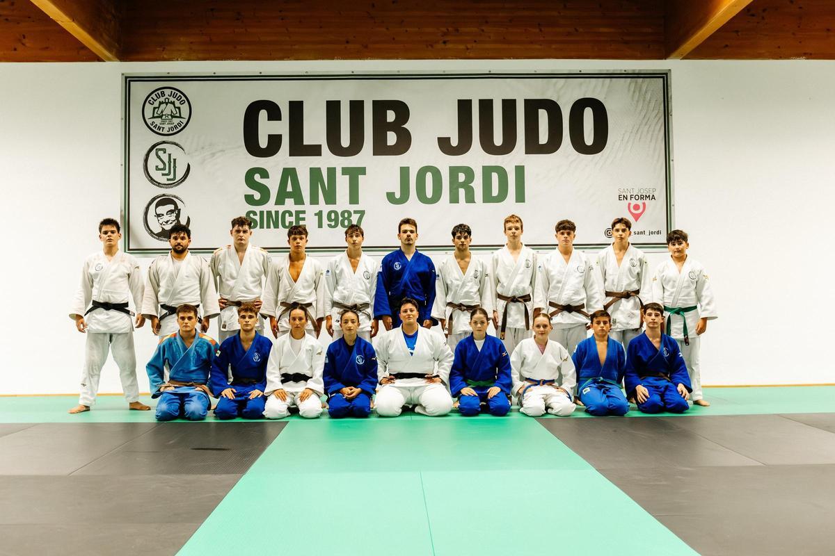Part del grup de competició del Club Judo Sant Jordi-Sant Josep.