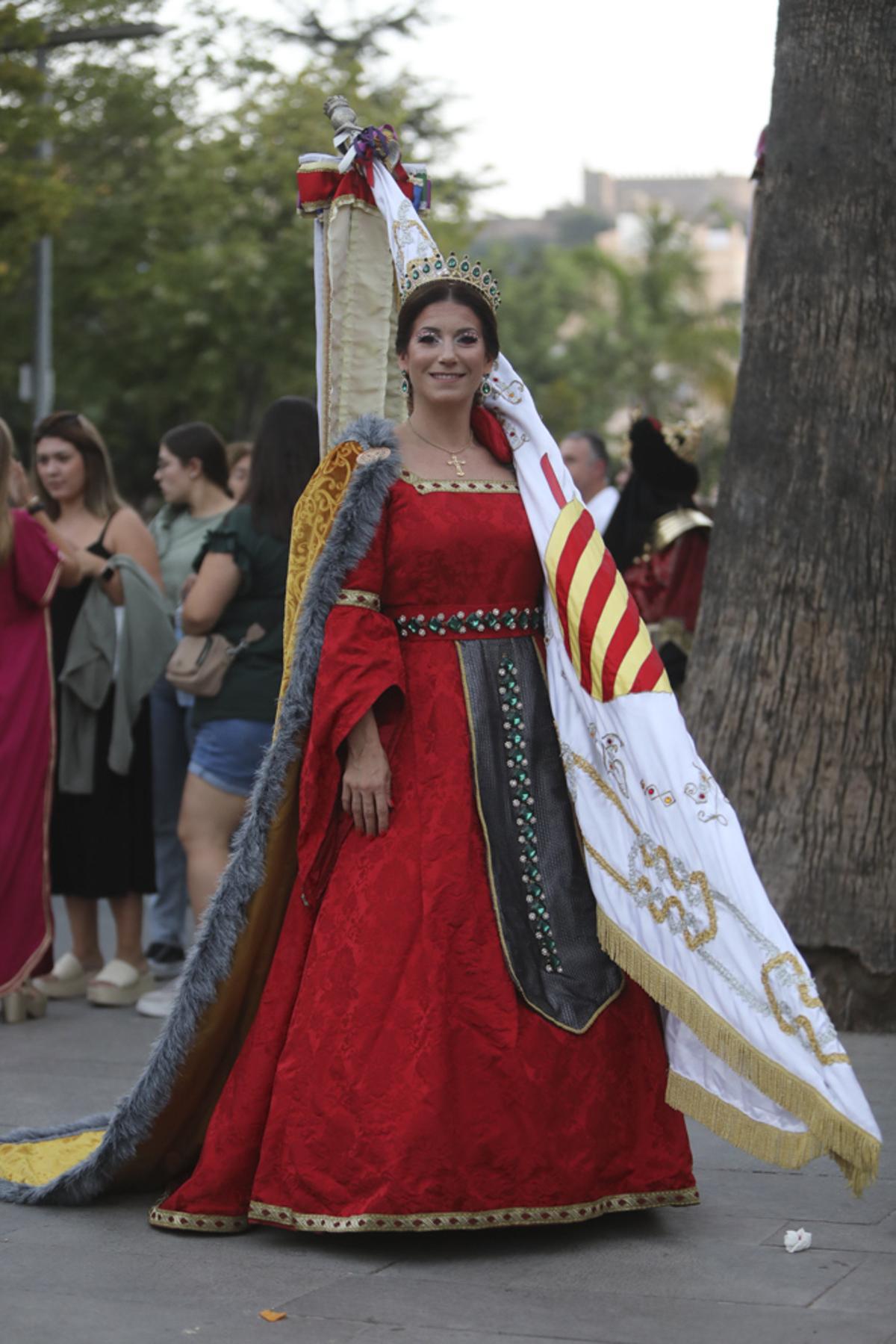 Los Moros y Cristianos de Sagunt rinden homenaje a Vicente Vayà