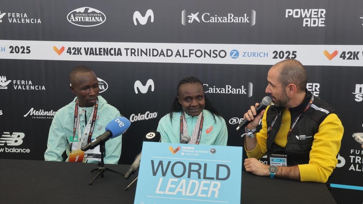 Los ganadores comparecieron en ruedad de prensa