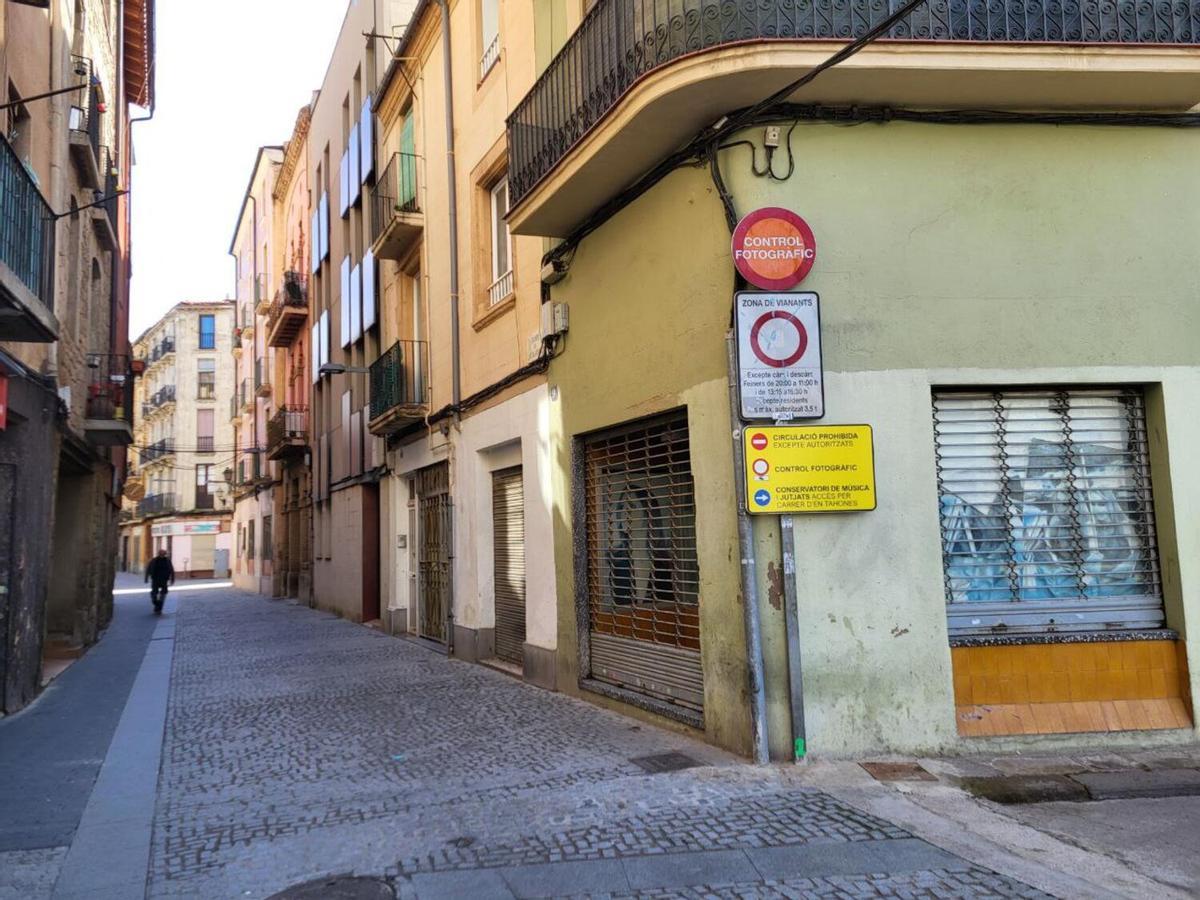 Les fotomultes a la intersecció del carrer Barreres amb carrer d’en Tahones