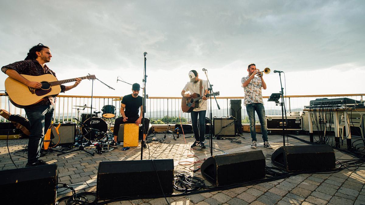 Música en vivo en La terraza-mirador Summer Terrace Las Rozas Village by Arzábal.