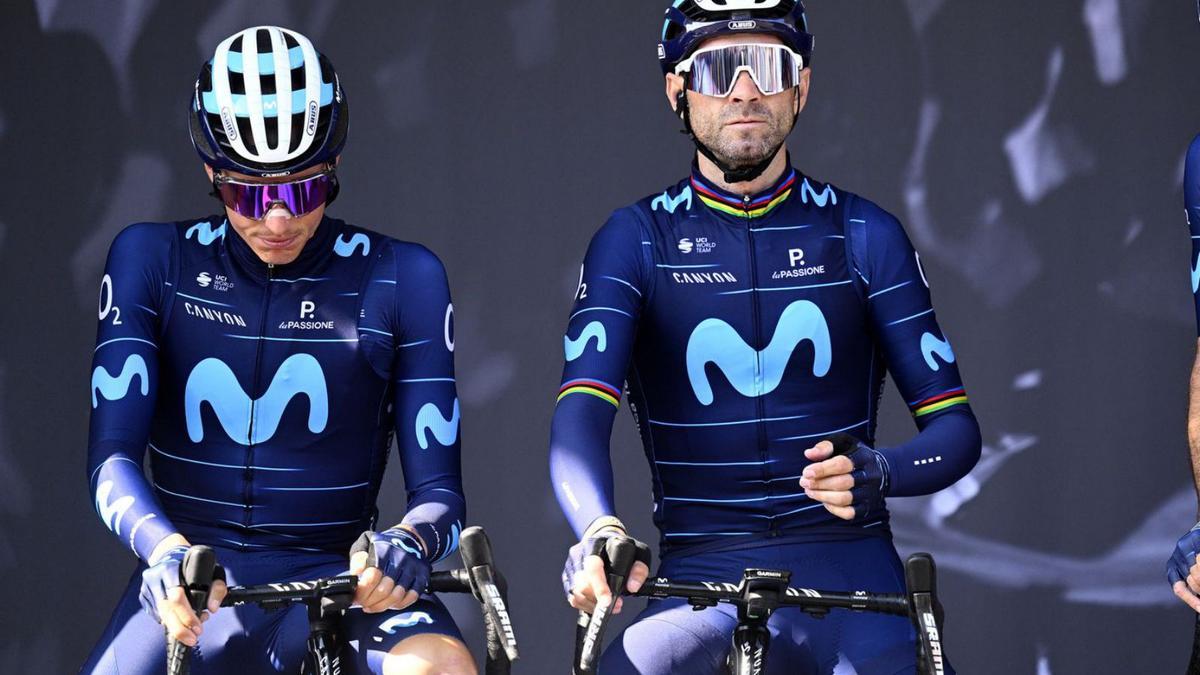 Alejandro Valverde, a la derecha, junto a Enric Mas. | MOVISTAR TEAM