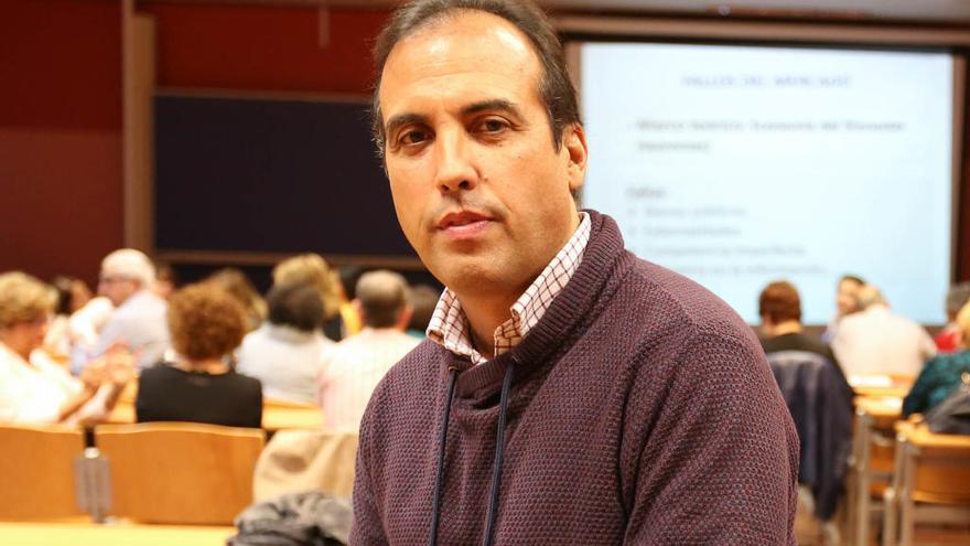 El politólogo Enrique Conejero, profesor de la UMH, ayer