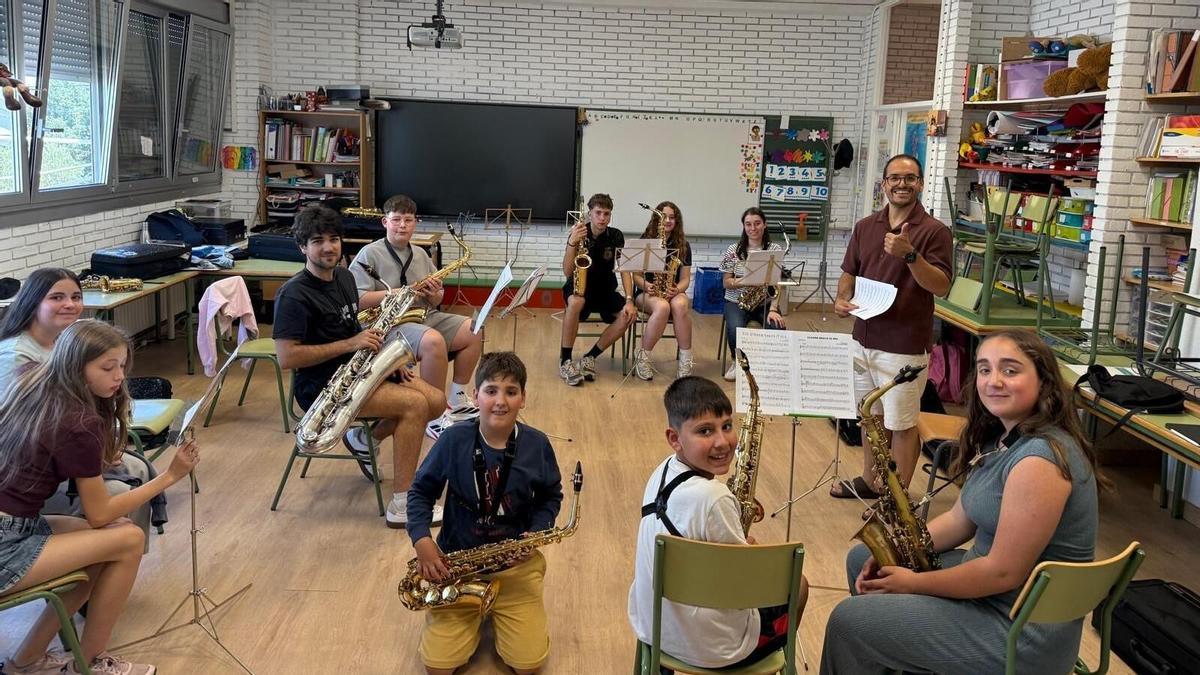 Unha das sesións do Campamento Musical de Vilatuxe.