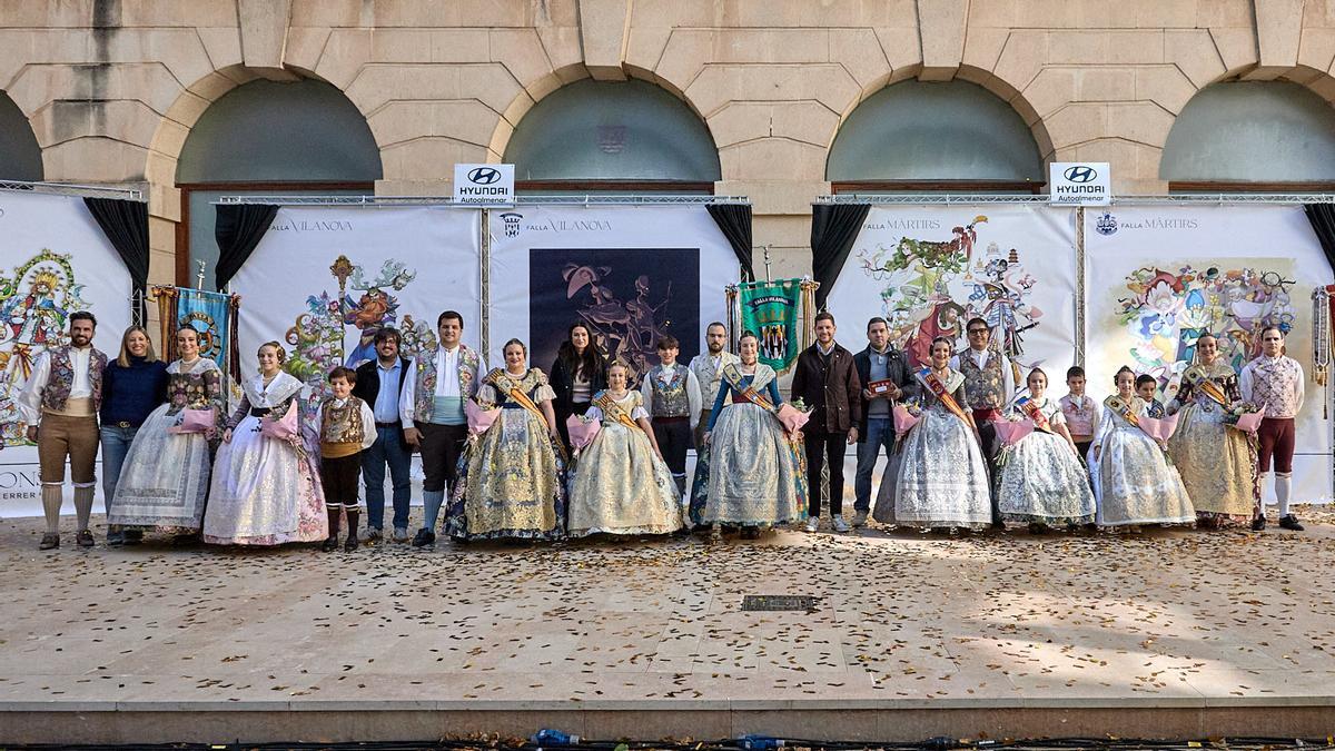 Presentación de los bocetos en la plaza de la Vila.