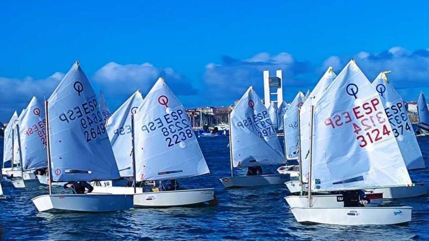 José Luis Ríos, del Náutico de Vigo, vence pese a la falta de viento