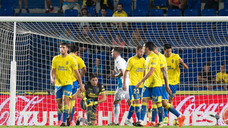 Calleri, en primer plano, y Raúl Lizoain, al fondo.