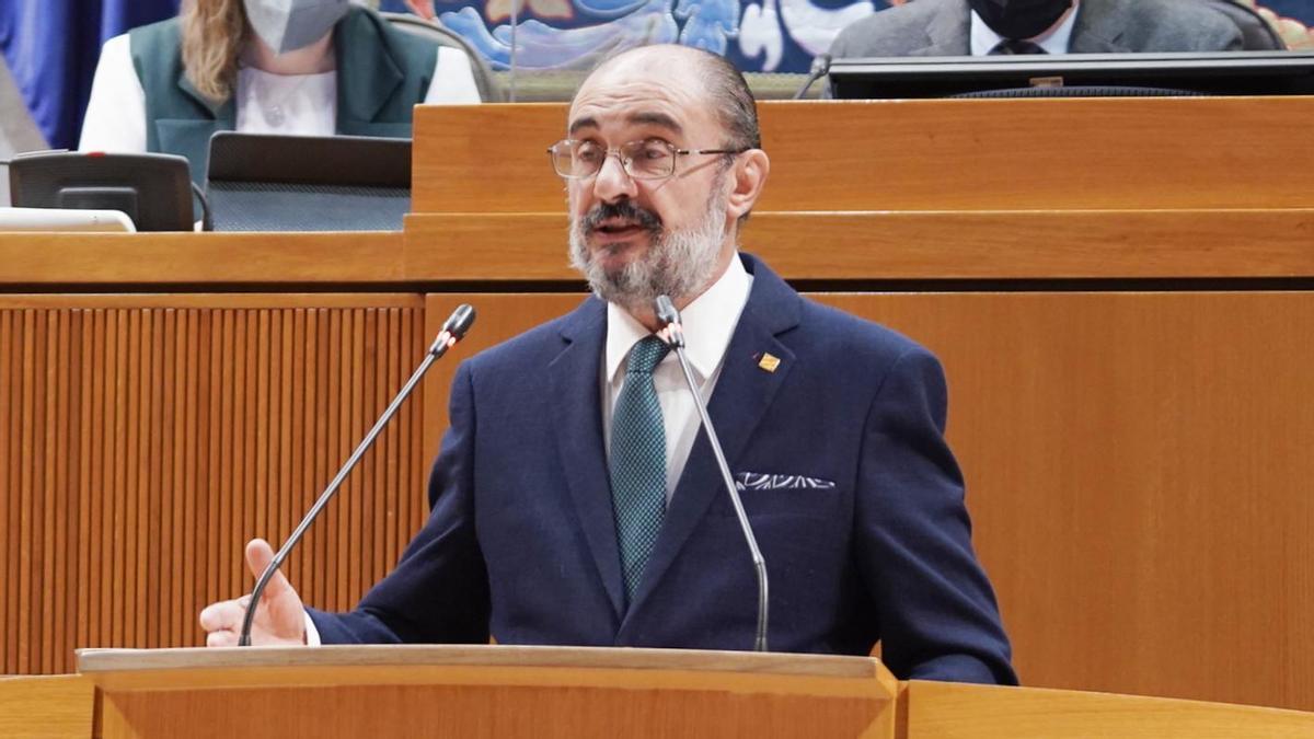 El presidente de Aragón, Javier Lambán, comparece este jueves en el Pleno de las Cortes.