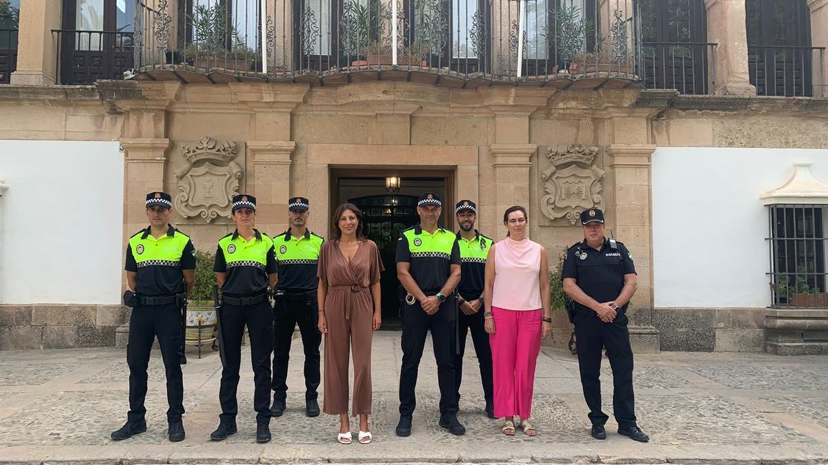Recibimiento en el Ayuntamiento de Ronda a los policías locales en prácticas