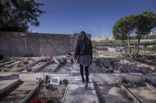 Denuncia que el cementerio de Palma exhumará los restos de su padre musulmán por falta de espacio