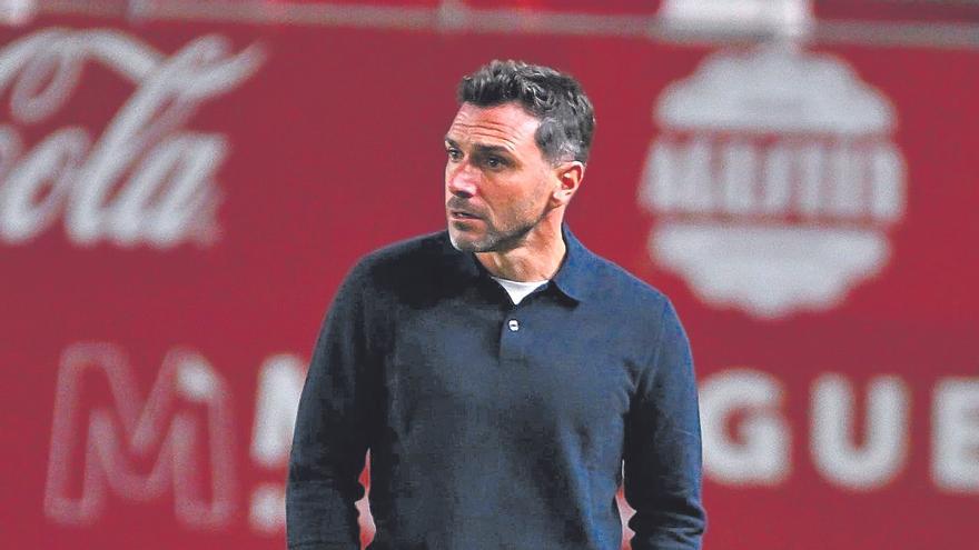 Real Murcia: Los próximos retos de Adrián Colunga