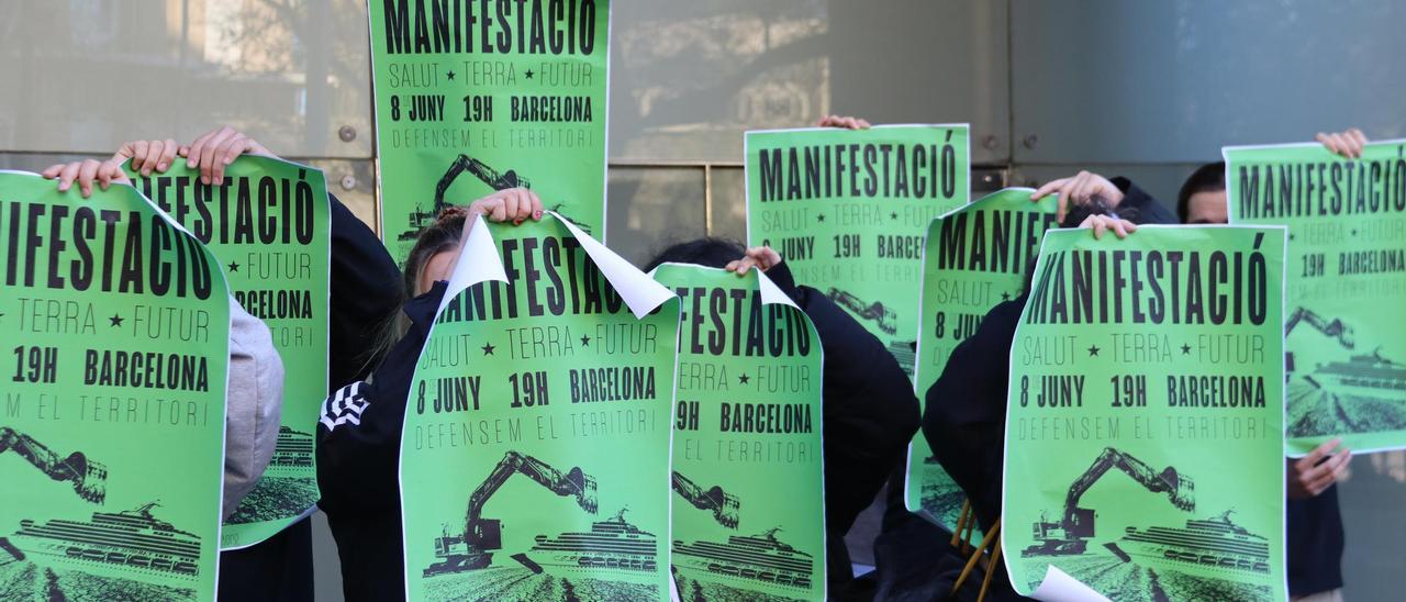 Vídeo: Entitats ecologistes i juvenils convoquen una manifestació el pròxim 8 de juny a Barcelona davant "la crisi ecosocial"