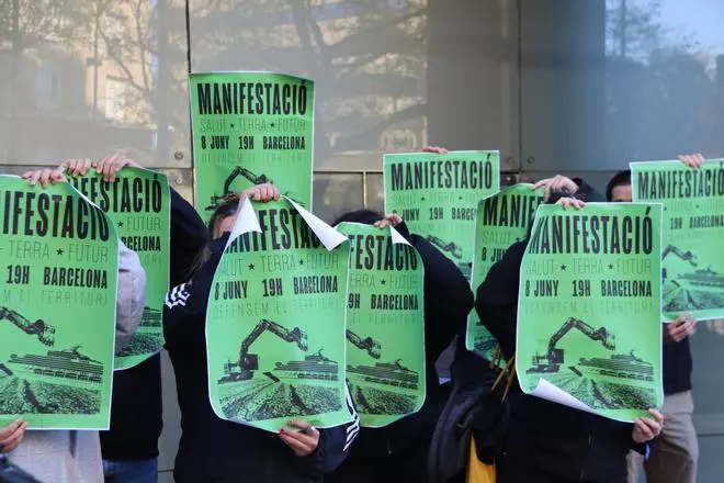 Vídeo: Entitats ecologistes i juvenils convoquen una manifestació el pròxim 8 de juny a Barcelona davant "la crisi ecosocial"