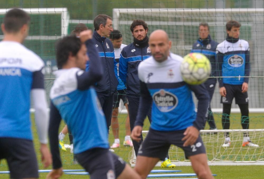 Preparativos para recibir al Barcelona en Riazor