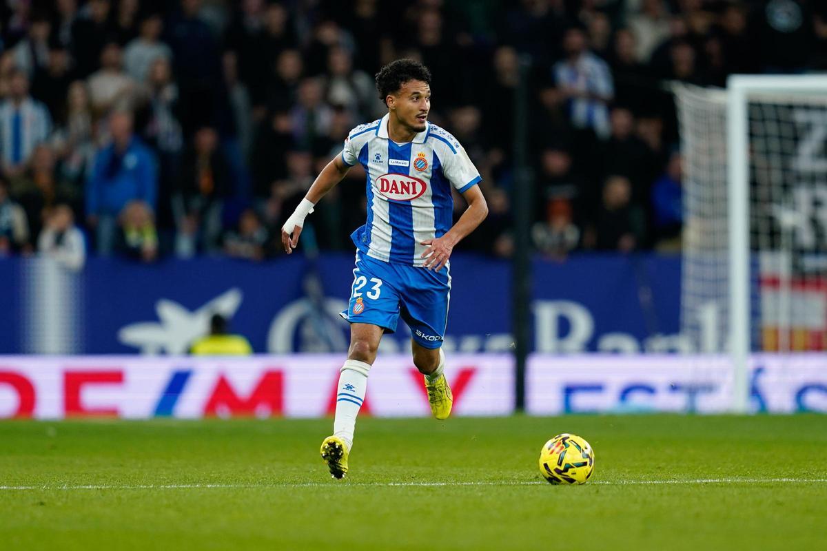 Omar El Hilali, dueño de la banda derecha del Espanyol