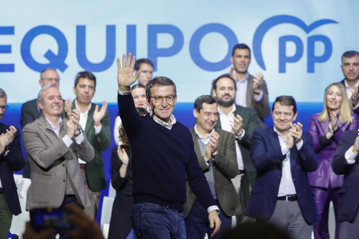 Feijóo vol governar en solitari: «Aquí es ve a guanyar, no a empatar»