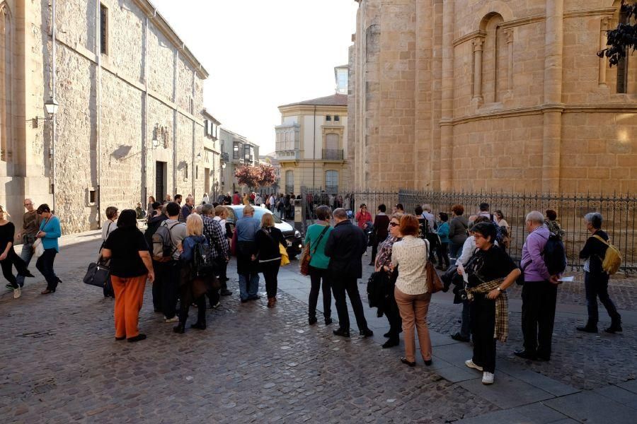 Turistas en Zamora antes de Los Santos