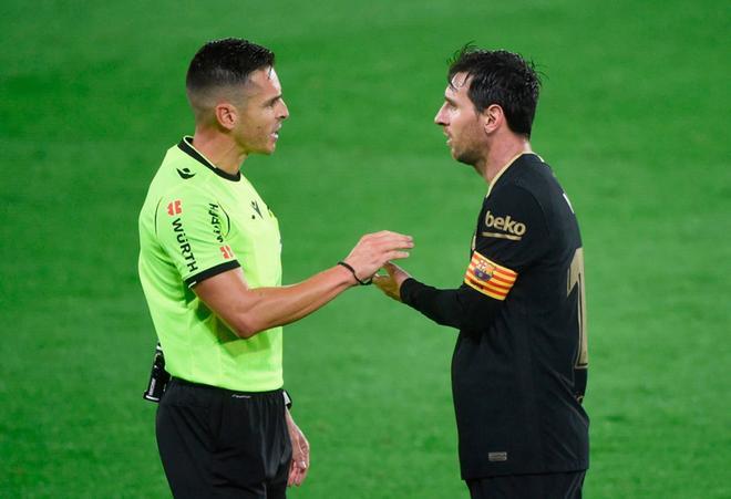 Imágenes del partido entre el Celta de Vigo y el FC Barcelona de la cuarta jornada de LaLiga Santander disputado en el estadio Balaídos en Vigo.