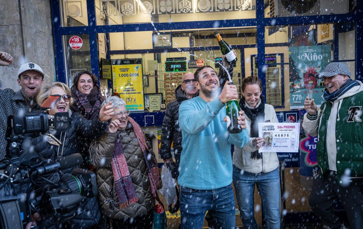 El Gordo del Nen esquitxa més de 50 ciutats, 11 a Catalunya