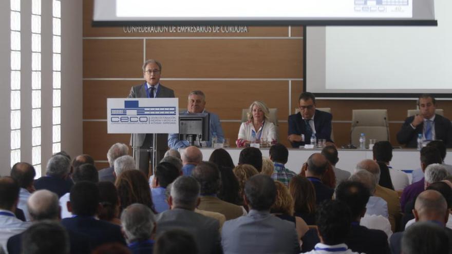 Díaz demanda &quot;compromiso y eficacia&quot; en el 40 aniversario de CECO