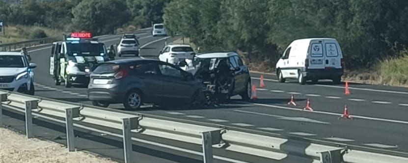 Así ha sido el grave accidente en la N-332 en Ondara que ha dejado tres heridos (imágenes)