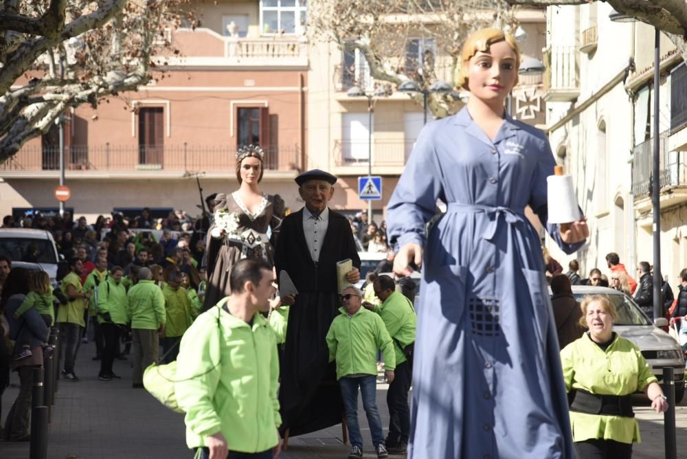 Balsareny rebutja amb cultura popular les accions