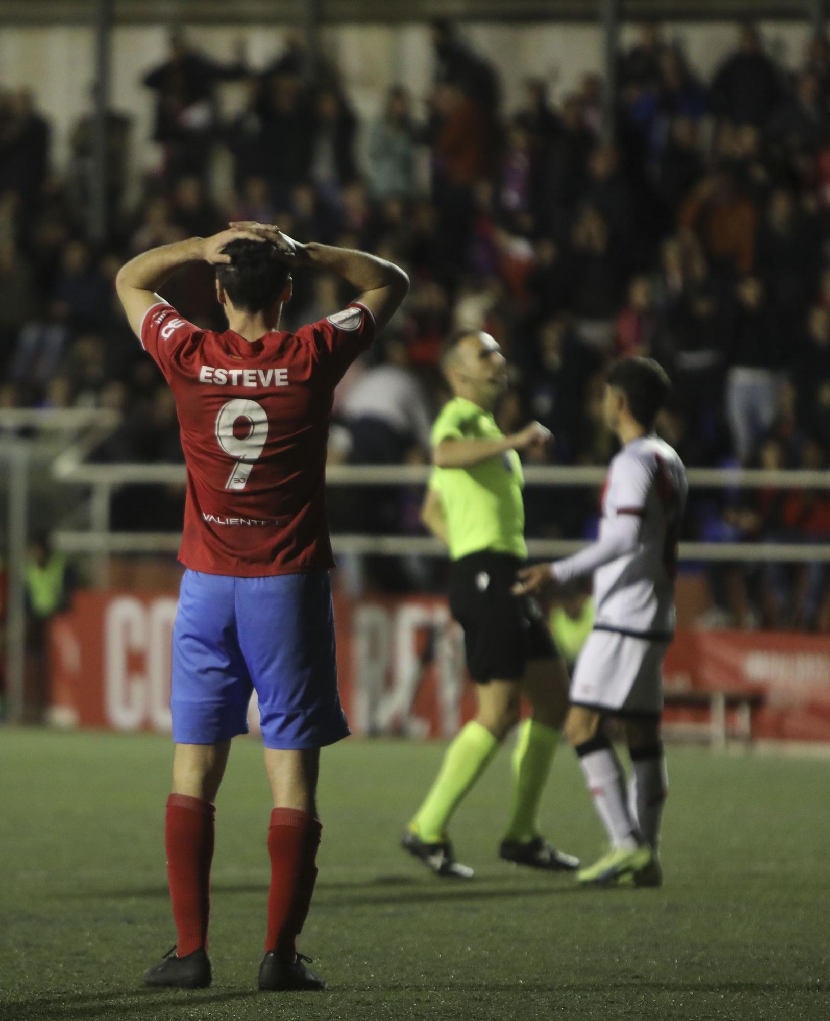 Las mejores fotos del Atlético Saguntino - Rayo Vallecano de Copa del Rey