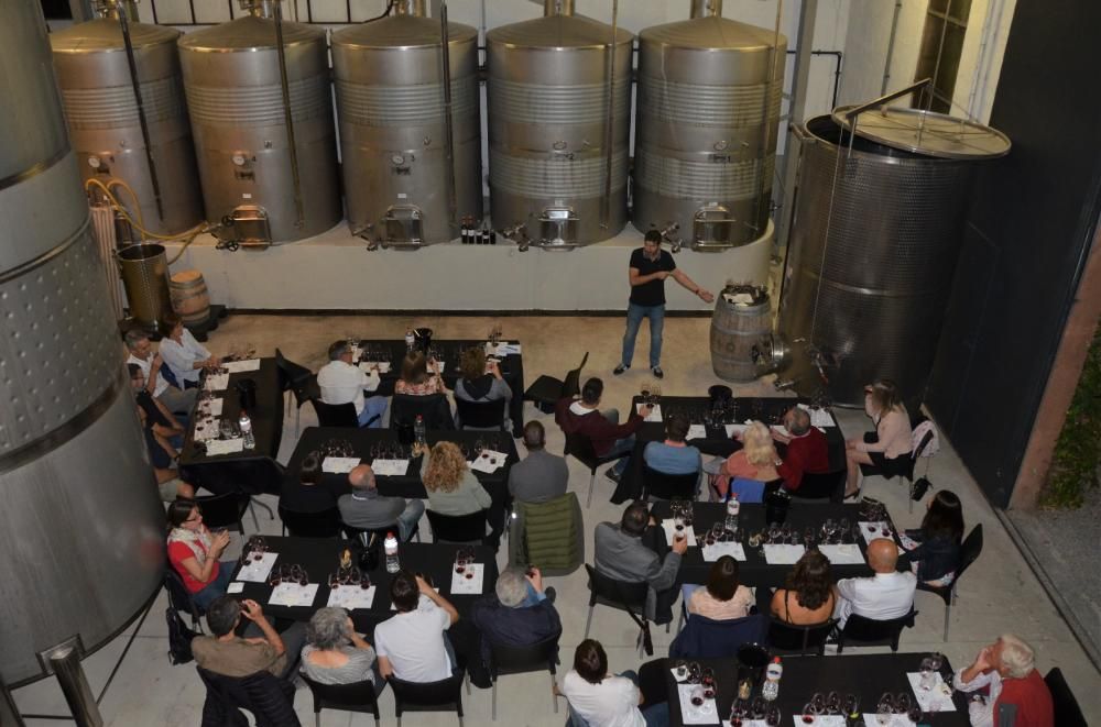 Roqueta celebra els 30 anys de verema del celler Abadal