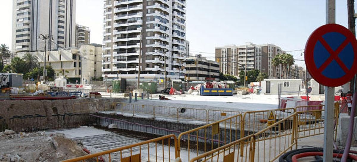 La construcción del tramo entre Renfe y el Guadalmedina se encuentra prácticamente paralizada desde abril.