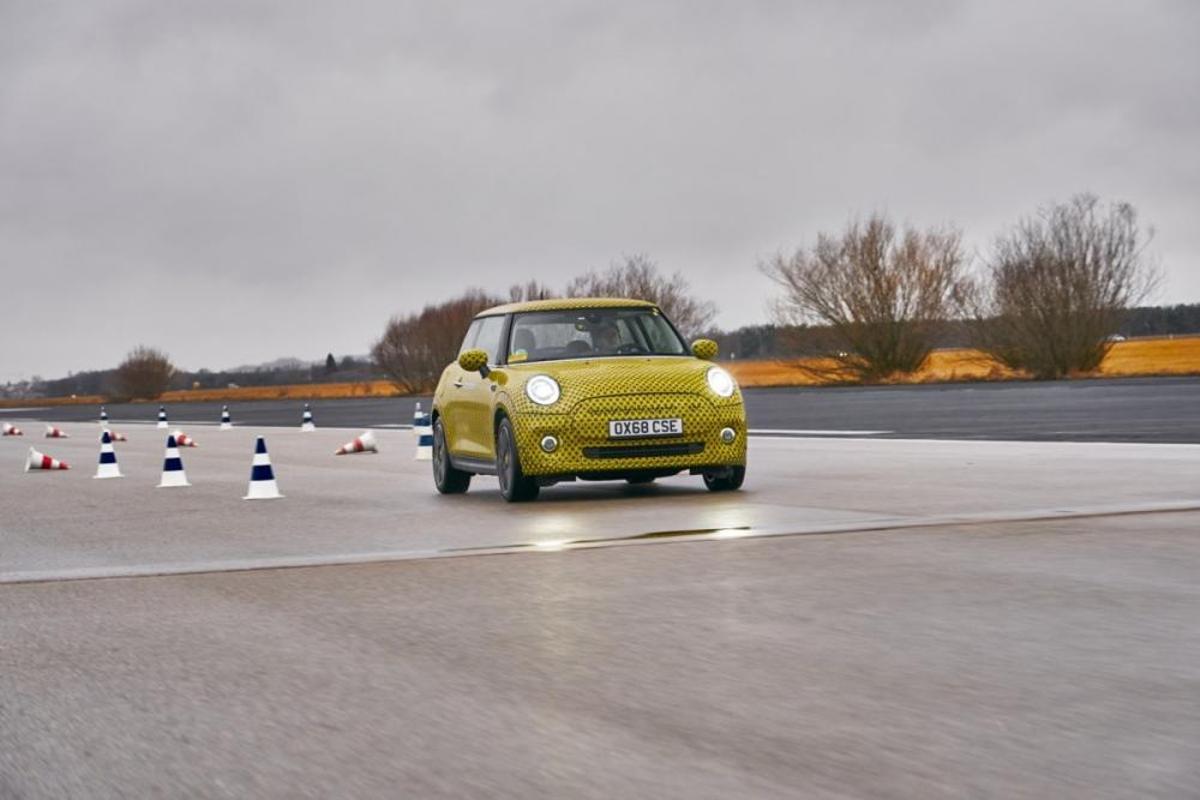 Probamos en primicia el futuro Mini eléctrico