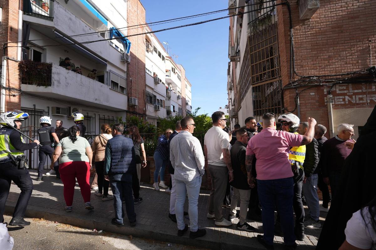 Instante en el que se produjo la reyerta en el Cerro, este Domingo de Ramos.