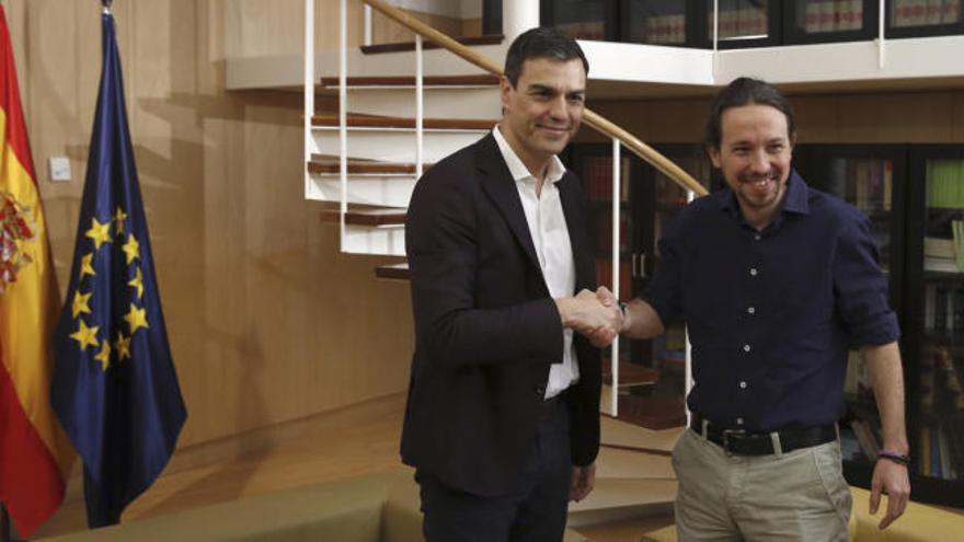 Nuevos escollos en la negociación de PSOE con Podemos y C&#039;s